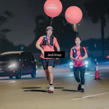 Runner Photo 7504904