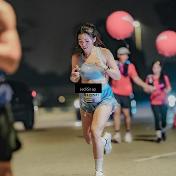 Runner Photo 7504906