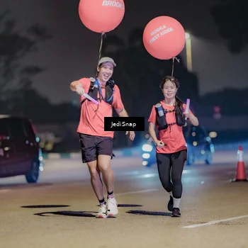 Runner Photo 7504915