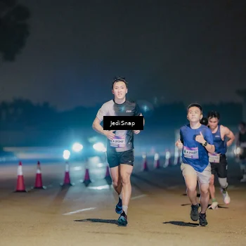 Runner Photo 7504941