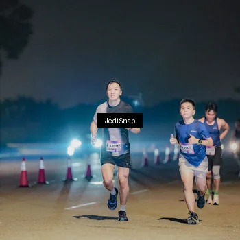 Runner Photo 7504956