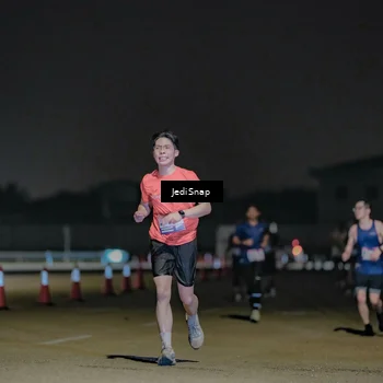 Runner Photo 7504987