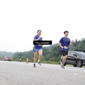 Runner Photo 7504994