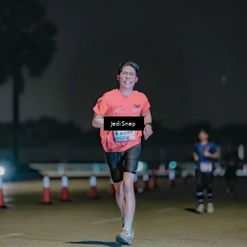 Runner Photo 7504997