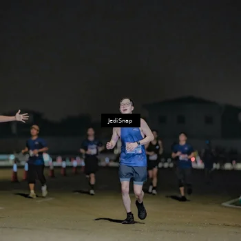Runner Photo 7505004