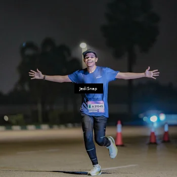 Runner Photo 7505010