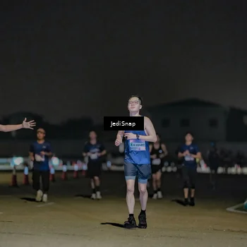 Runner Photo 7505011