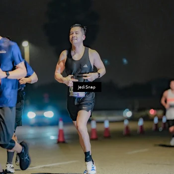 Runner Photo 7505033