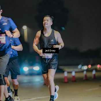 Runner Photo 7505035