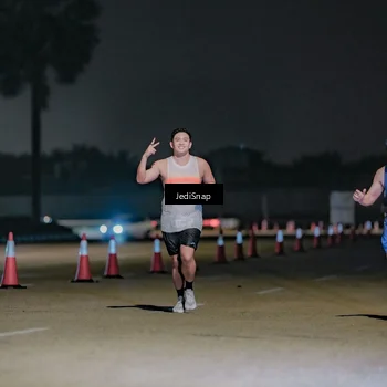 Runner Photo 7505040