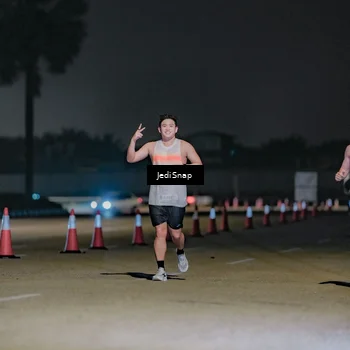 Runner Photo 7505043
