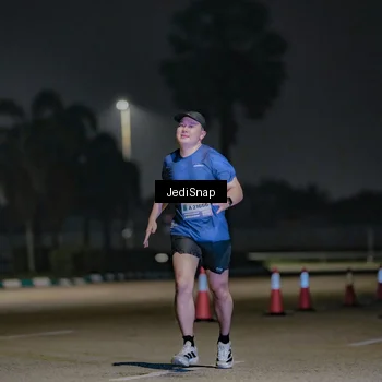 Runner Photo 7505054