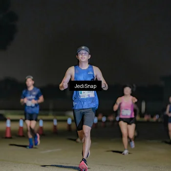 Runner Photo 7505069