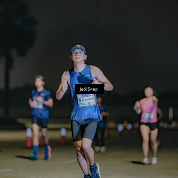 Runner Photo 7505073