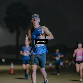 Runner Photo 7505078