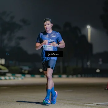 Runner Photo 7505088