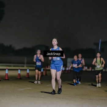 Runner Photo 7505105