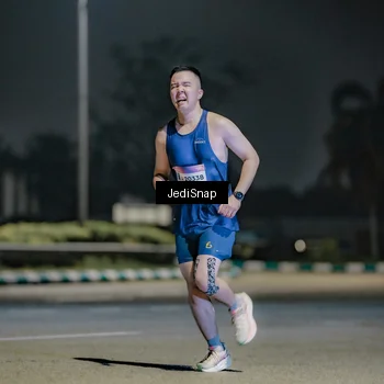 Runner Photo 7505113