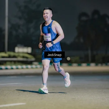 Runner Photo 7505116