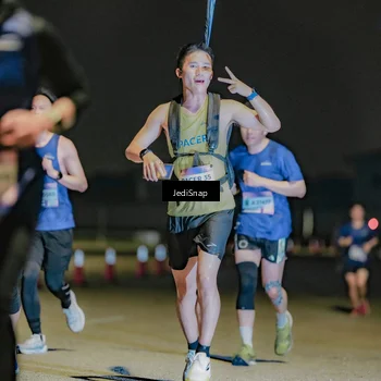 Runner Photo 7505129