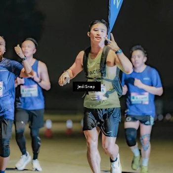 Runner Photo 7505133