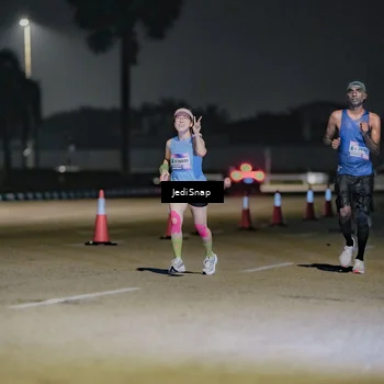 Runner Photo 7505163