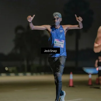 Runner Photo 7505178