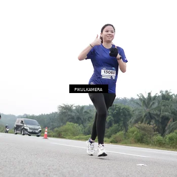 Runner Photo 7505199