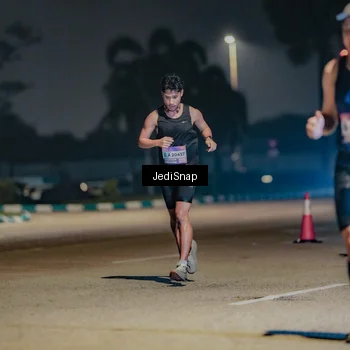 Runner Photo 7505217