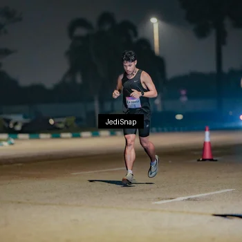 Runner Photo 7505219