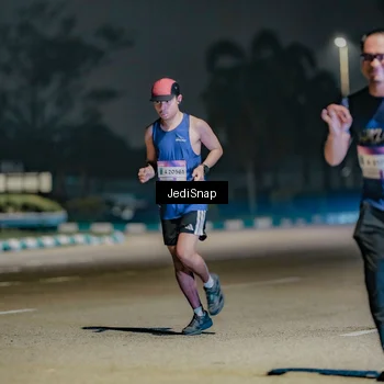 Runner Photo 7505226