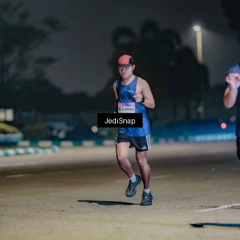 Runner Photo 7505228