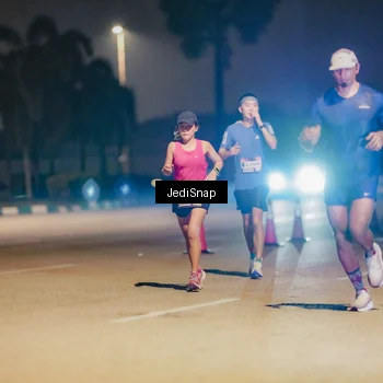 Runner Photo 7505239