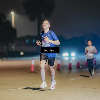 Runner Photo 7505289