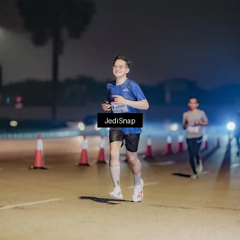 Runner Photo 7505290