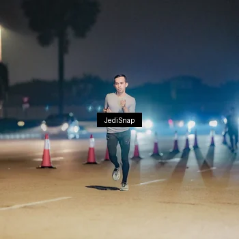 Runner Photo 7505292