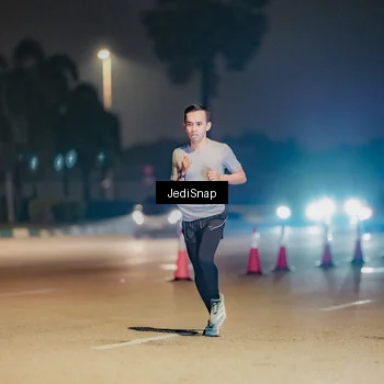 Runner Photo 7505299