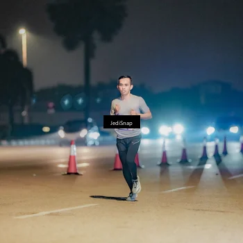 Runner Photo 7505302