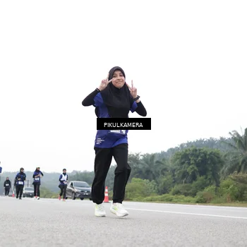 Runner Photo 7505318