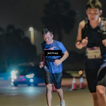 Runner Photo 7505330