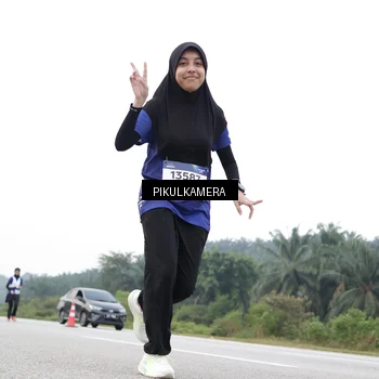Runner Photo 7505335