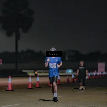 Runner Photo 7505339
