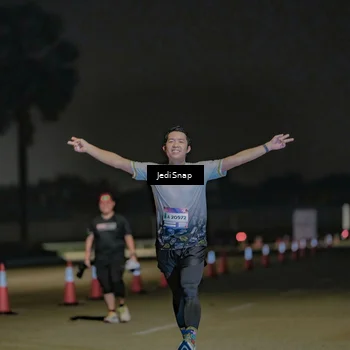 Runner Photo 7505370