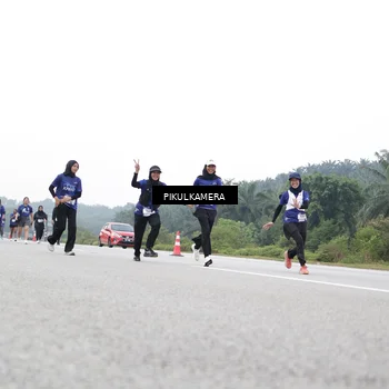 Runner Photo 7505376