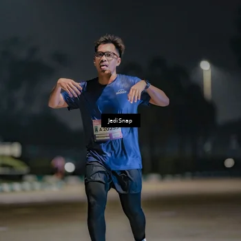Runner Photo 7505393