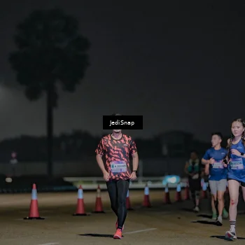 Runner Photo 7505396