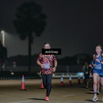 Runner Photo 7505399