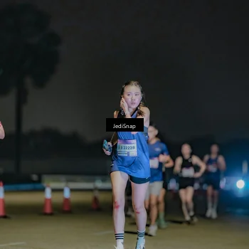 Runner Photo 7505401