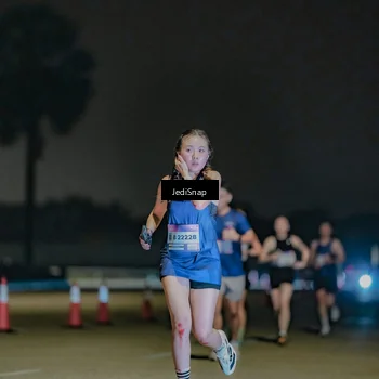 Runner Photo 7505402