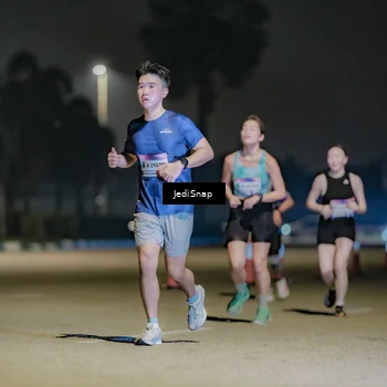 Runner Photo 7505409